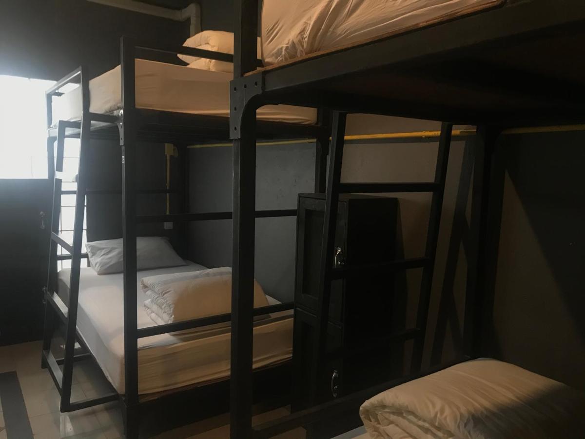 248 Street Hostel Chiang Mai Esterno foto