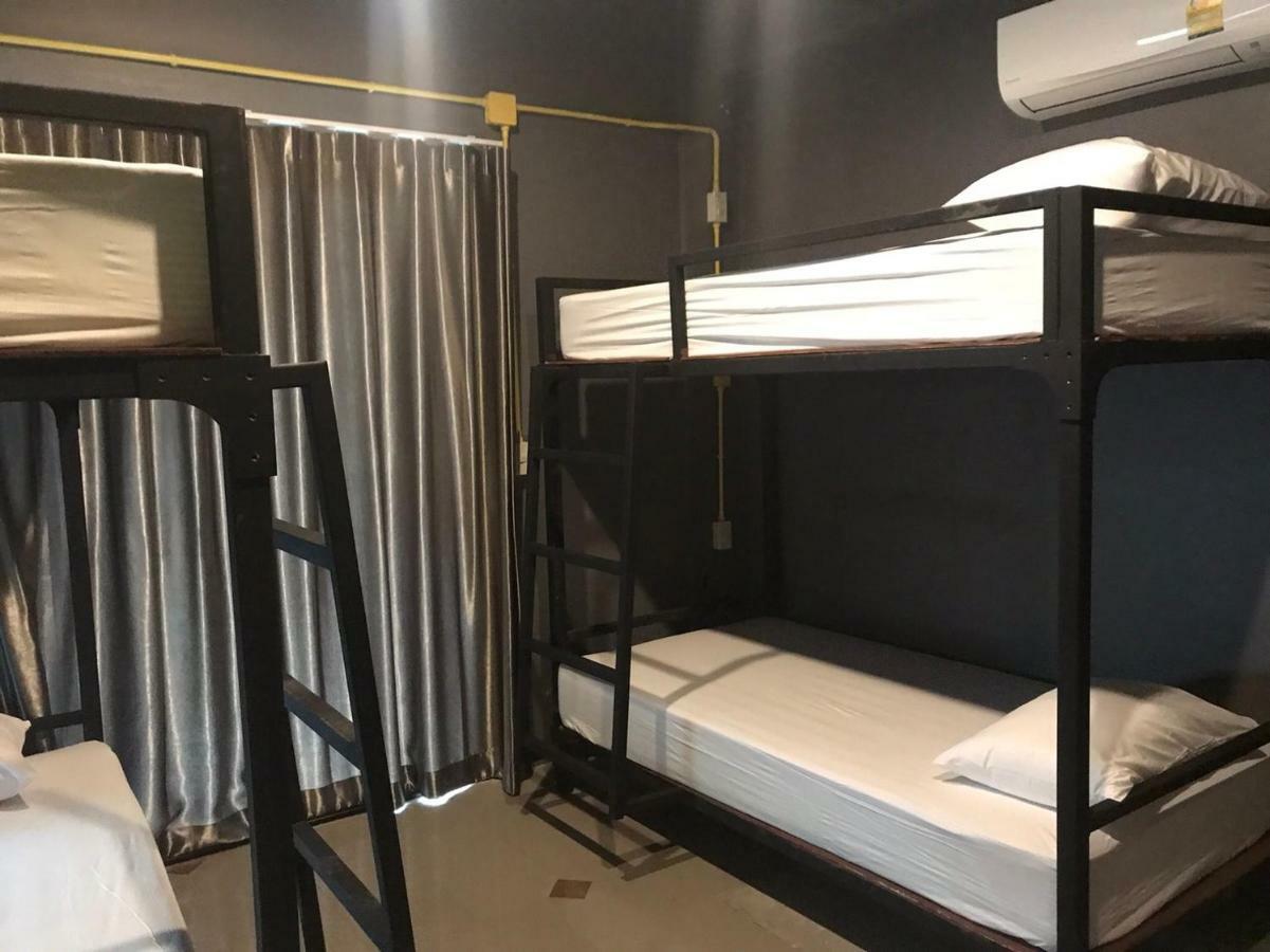 248 Street Hostel Chiang Mai Esterno foto