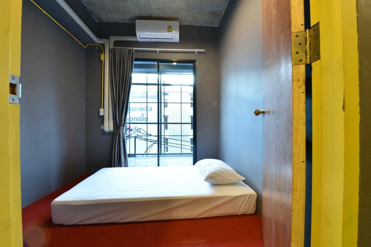 248 Street Hostel Chiang Mai Esterno foto