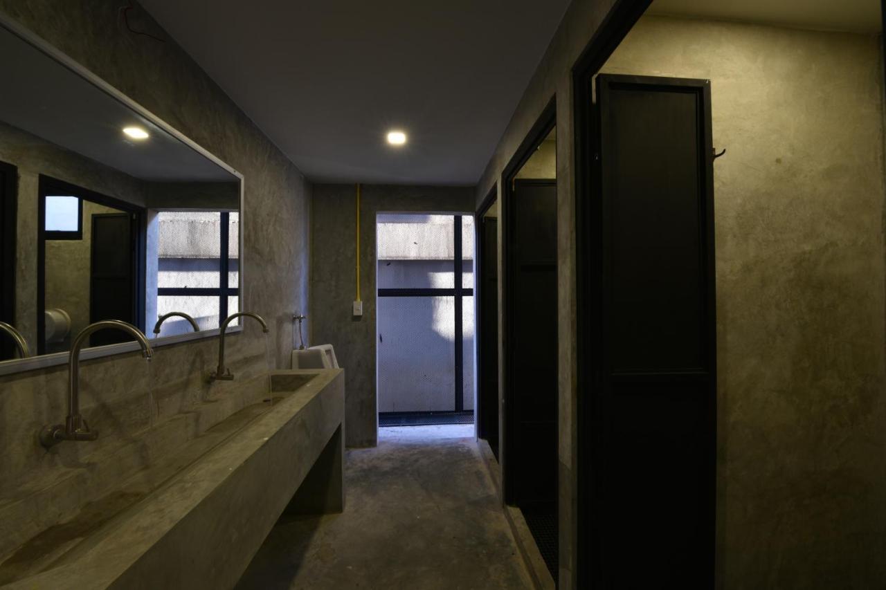 248 Street Hostel Chiang Mai Esterno foto